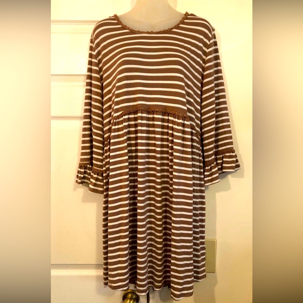 Jodifl brown and white striped dress. Size Large